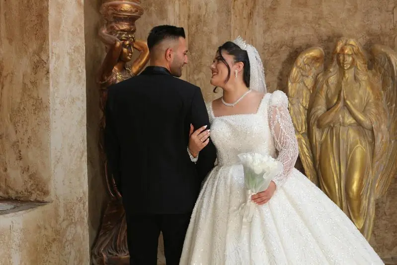 Cemento de alta resistencia siendo utilizado en una construcción pesada.